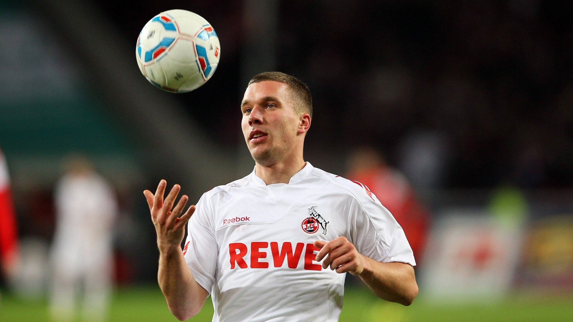 世界杯：多支球队在回国后立刻投入国家联赛 赛程密集问题日益突出